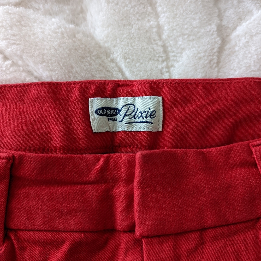Old Navy Pixie Size 4 Regular - image 2